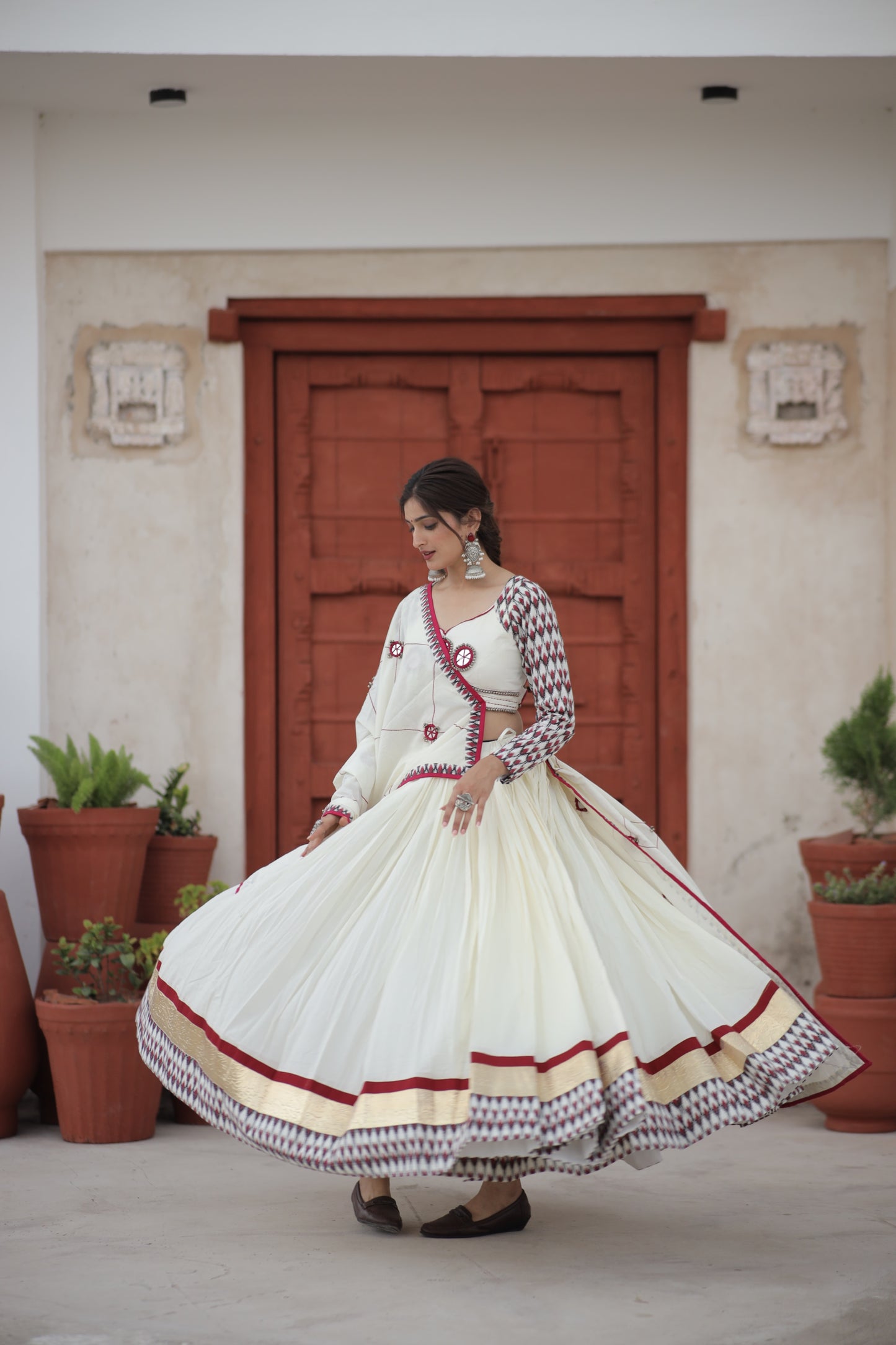 White Ikat Navratri Chaniya Choli with Statement Mirror Dupatta | Glam Girl Raas 2025