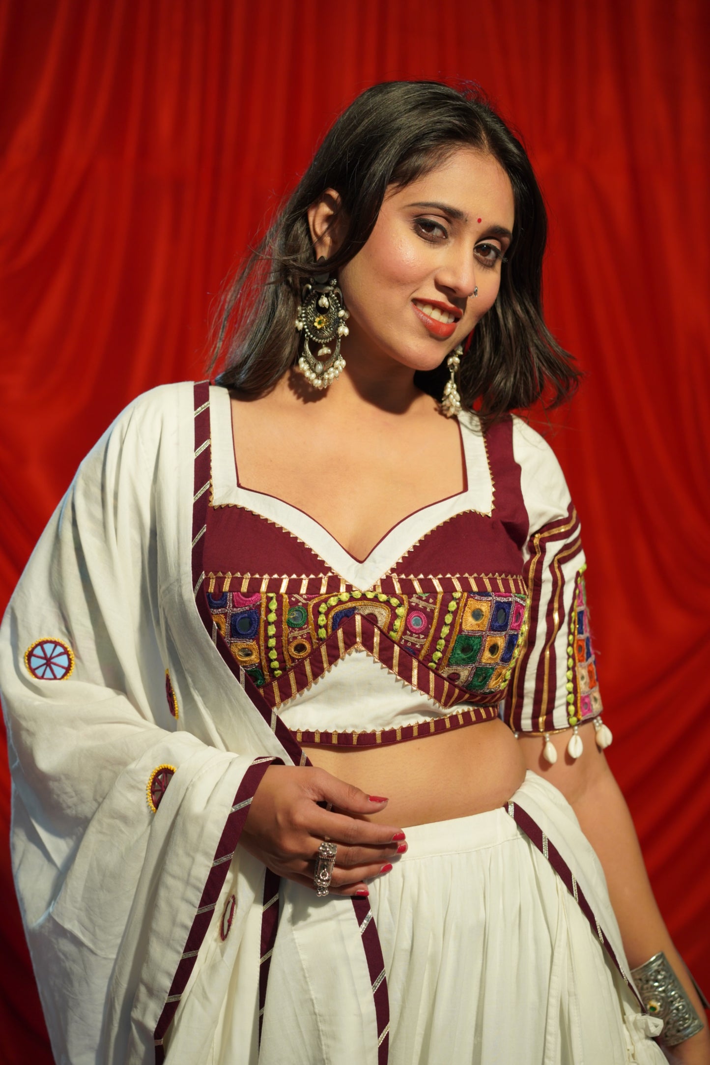 White Tiered Navratri Chaniya Choli Set with Kutchi Blouse | 18 Meter Flare | Navratri RAAS 2025 Collection