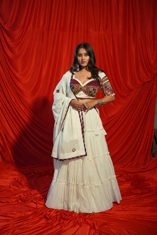 White Tiered Navratri Chaniya Choli Set with Kutchi Blouse | 18 Meter Flare | Navratri RAAS 2025 Collection