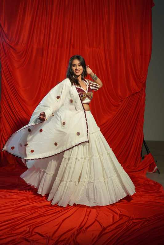 White Tiered Navratri Chaniya Choli Set with Kutchi Blouse | 18 Meter Flare | Navratri RAAS 2025 Collection