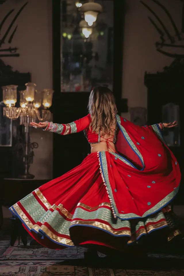 Raas | Traditional Vintage Navratri Chaniyacholi