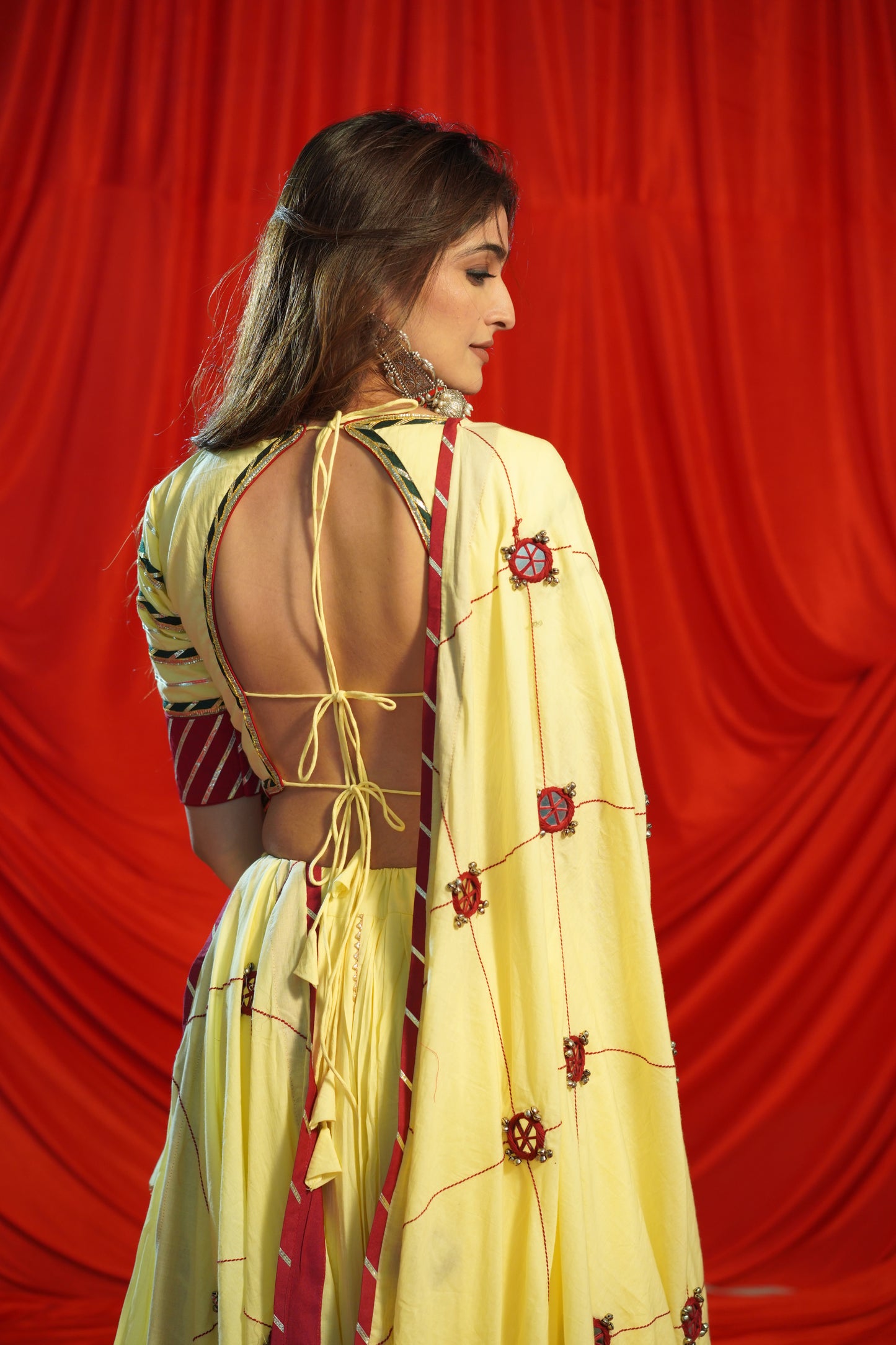 Lemon Yellow Kachi Work Navratri Chaniya Choli with Mirror Dupatta – 12 Meter Flare | 2025 Collection