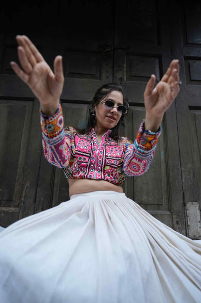 Kutch Heritage Jacket Blouse with 12-Meter Flare Jute Skirt – Navratri 2025 Designer Chaniya Choli