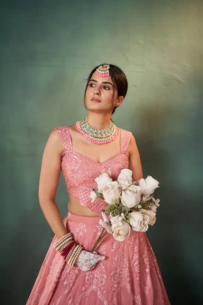 Lakhanavi Lehenga