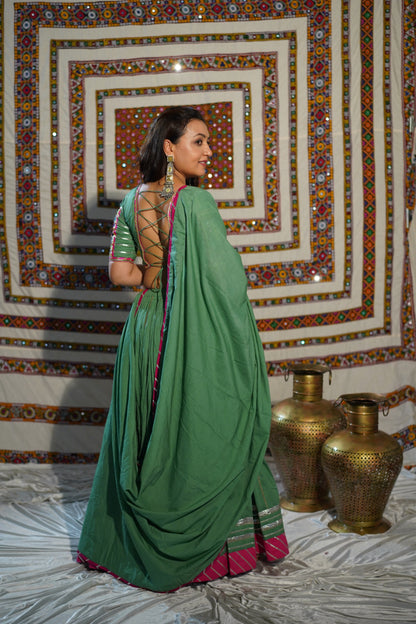 Kutchi Heritage Green & Rani Pink Mirror Work Chaniya Choli – Navratri 2025 Exclusive