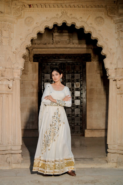 Ivory White Heavy Daman Dupatta Navratri Chaniya Choli